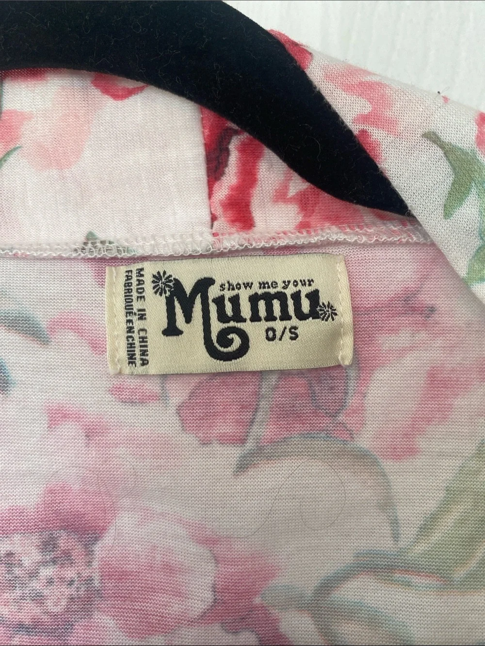 Show Me Your MuMu White Floral Tie-Waist Robe with Pink & Green Print - Picture 2 of 4